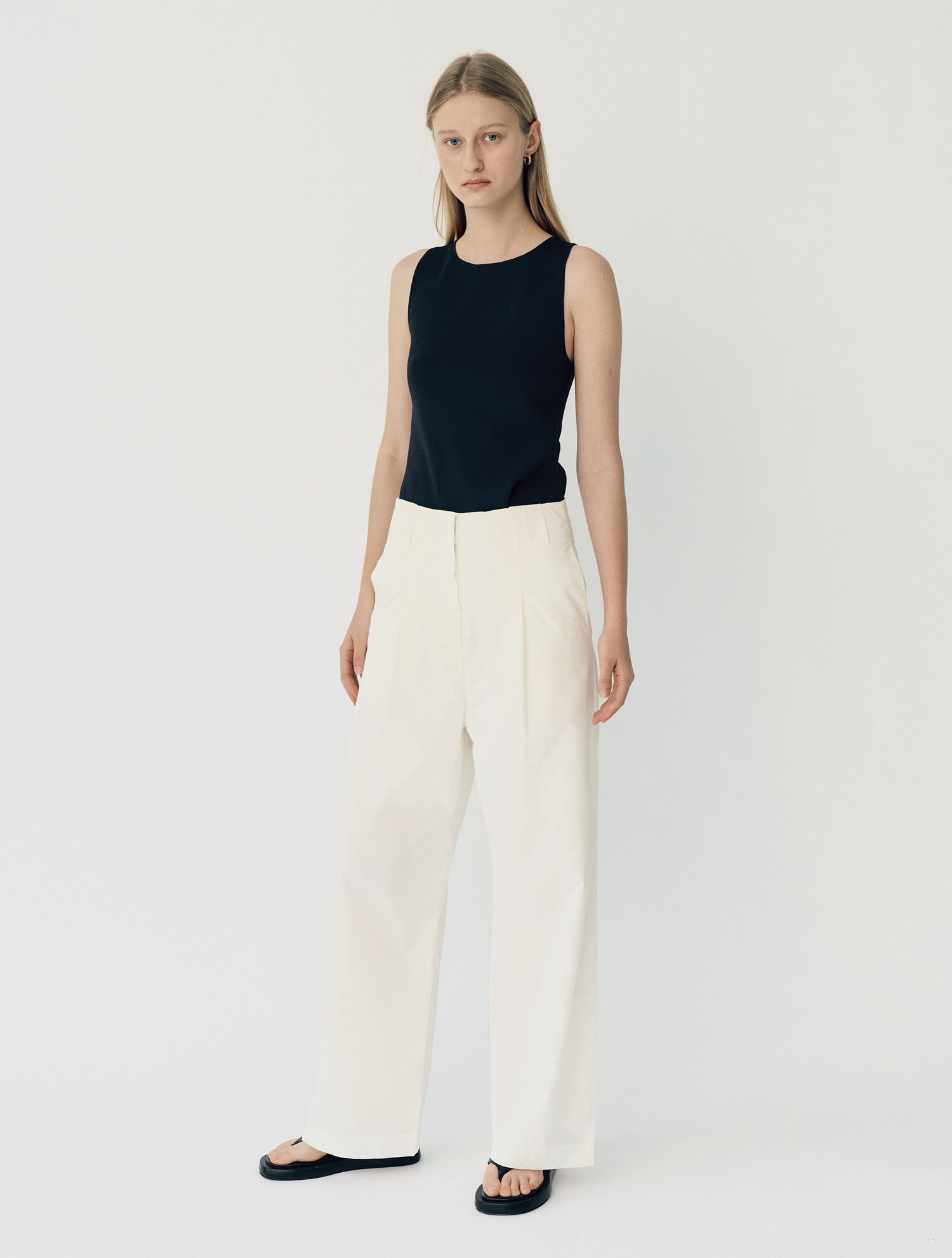 OUT OF STOCK / High Pin-Tuck Pants - Ivory